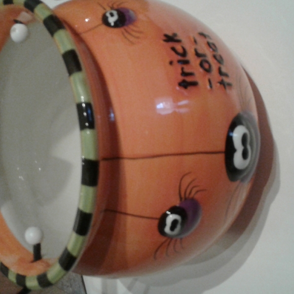 Ceramic Candy Jar Spider Decor Jar FINAL SALE ITEM - Picture 3 of 5